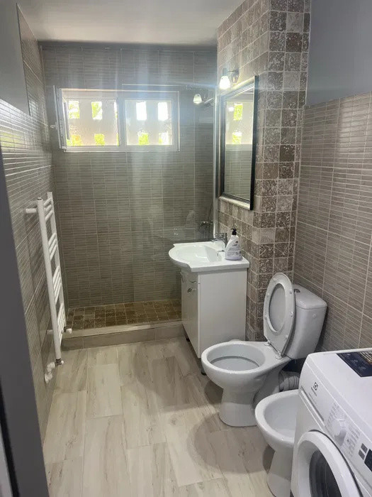 APARTAMENT 3 CAMERE, SEMIDECOMANDAT, CANTEMIR-PODU DE PIATRA