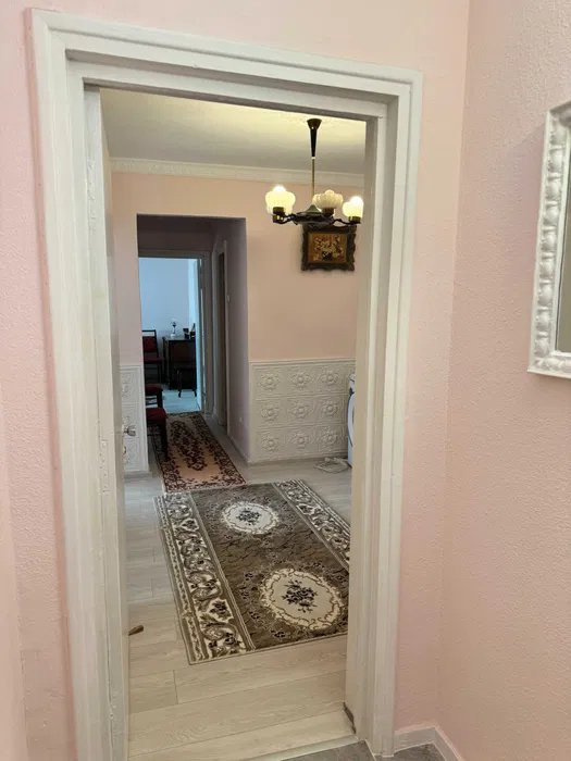 APARTAMENT 2CAMERE,DECOMANDAT,BD. INDEPENDENTEI, ETAJ INTERMEDIAR, BLOC CU LIFT