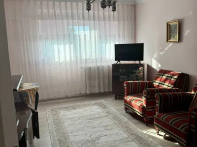 APARTAMENT 2CAMERE,DECOMANDAT,BD. INDEPENDENTEI, ETAJ INTERMEDIAR, BLOC CU LIFT