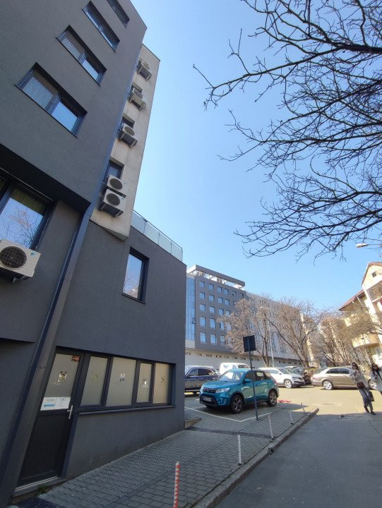 Spatiu comercial bloc nou intabulat Palatul de Justitie - Targu Cucu