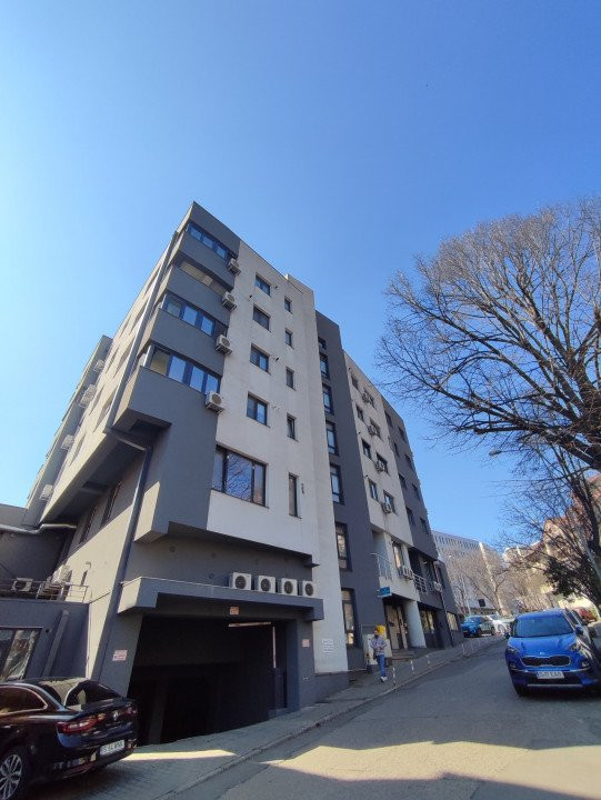 2 camere decomandat bloc nou Palatul de Justitie - Targu Cucu