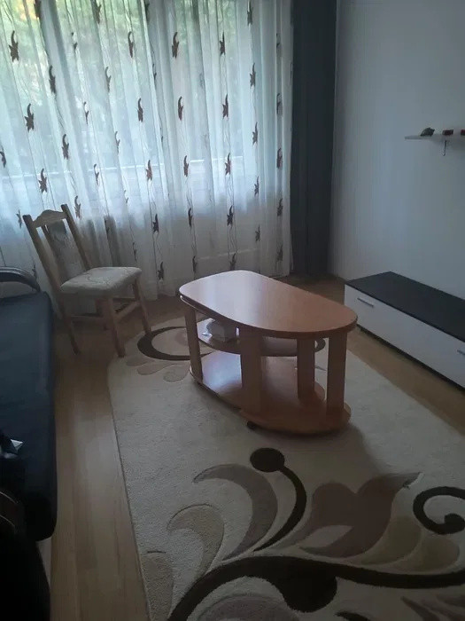 APARTAMENT 2 CAMERE, SEMIDECOMANDAT, PODU ROS, ETAJUL 1