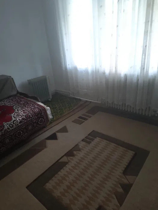 APARTAMENT 2 CAMERE, SEMIDECOMANDAT, PODU ROS, ETAJUL 1
