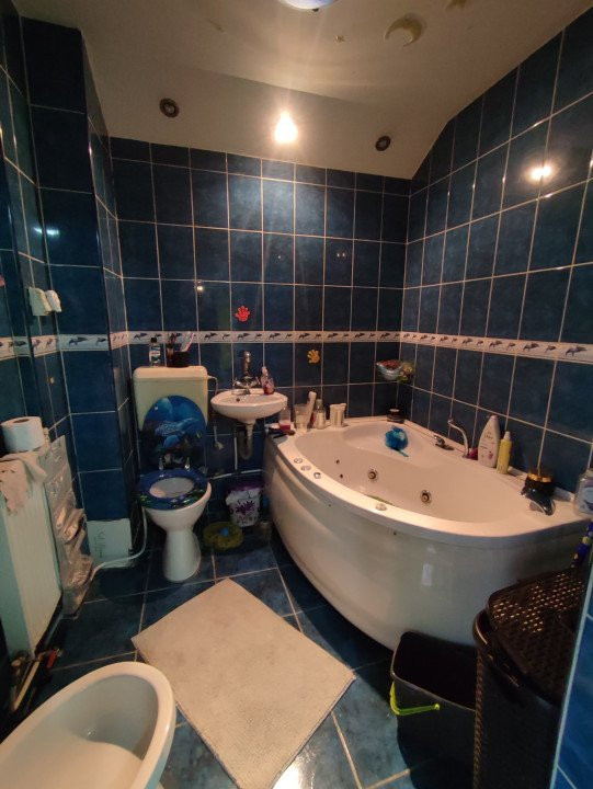 Apartament 3 camere decomandat Pacurari-Alpha Bank 1987