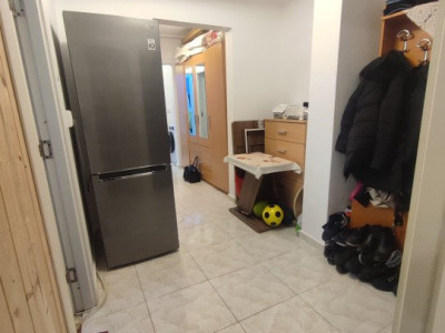 APARTAMENT 3 CAMERE DECOMANDAT, CANTA