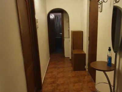 APARTAMENT 2CAMERE,DECOMANDAT,CENTRU-GARA
