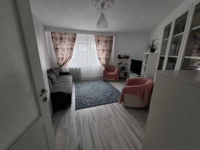 APARTAMENT 3 CAMERE, DECOMANDAT, ETAJ INTERMEDIAR,APROAPE DE IULIUS MALL