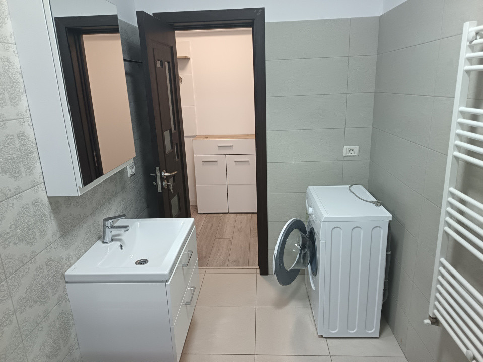 APARTAMENT 2 CAMERE, BLOC NOU, TOTUL NOU, ETAJ 3