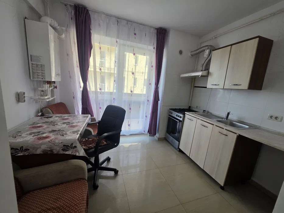 APARTAMENT 2 CAMERE, BLOC NOU, MOBILAT SI UTILAT, LOC PARCARE, ETAJ 1, 