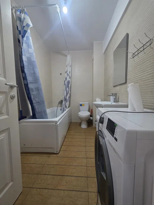 APARTAMENT 2 CAMERE, BLOC NOU, MOBILAT SI UTILAT, LOC PARCARE, ETAJ 1, 