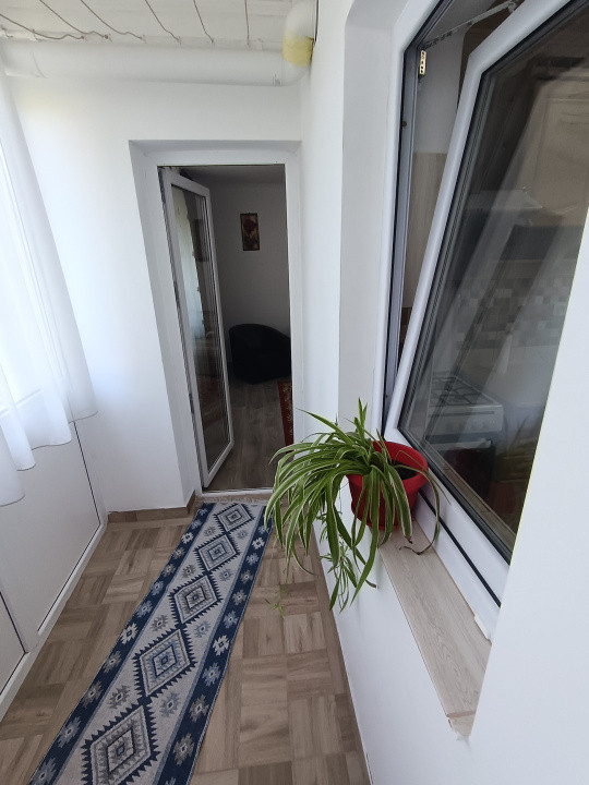 Apartament 2 camere decomandat, Nicolina, zona excelenta!