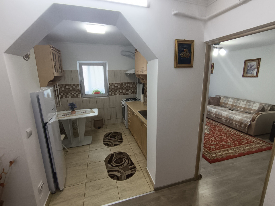 Apartament 2 camere decomandat, Nicolina, zona excelenta!