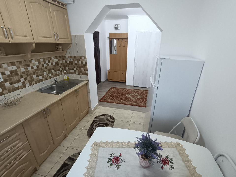 Apartament 2 camere decomandat, Nicolina, zona excelenta!