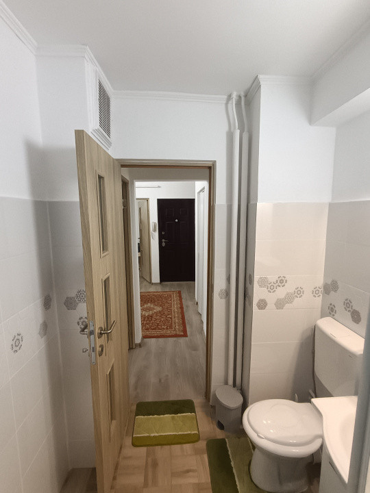 Apartament 2 camere decomandat, Nicolina, zona excelenta!