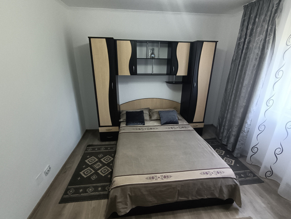 Apartament 2 camere decomandat, Nicolina, zona excelenta!
