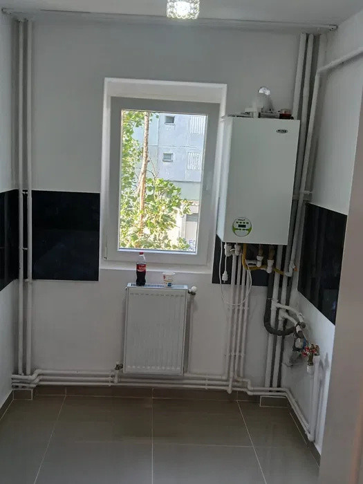APARTAMENT 3 CAMERE, SEMIDECOMANDAT, ETAJ 2, RENOVAT RECENT, ALEXANDRU