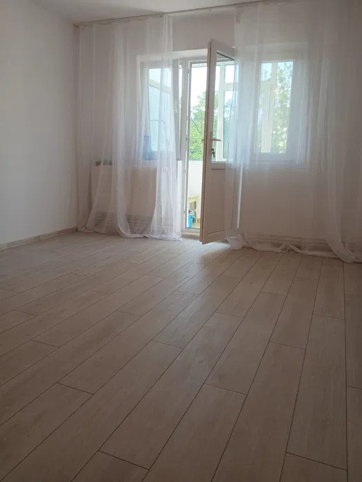 APARTAMENT 3 CAMERE, SEMIDECOMANDAT, ETAJ 2, RENOVAT RECENT, ALEXANDRU
