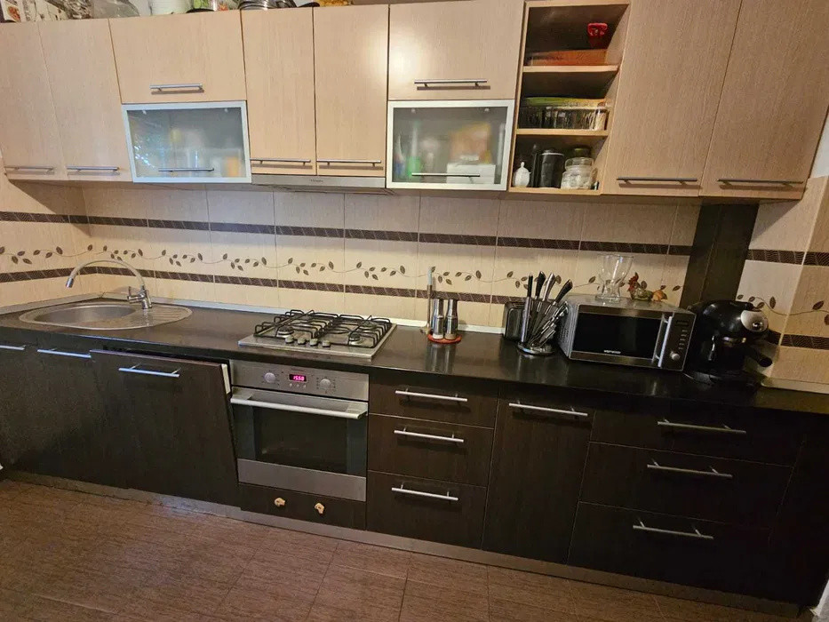 Apartament 2 camere, decomandat, 55 mp,Tatarasi Sud, etajul 1, bloc 1986