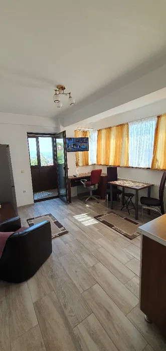 Apartament 2 camere decomandat,Copou, etajul 2