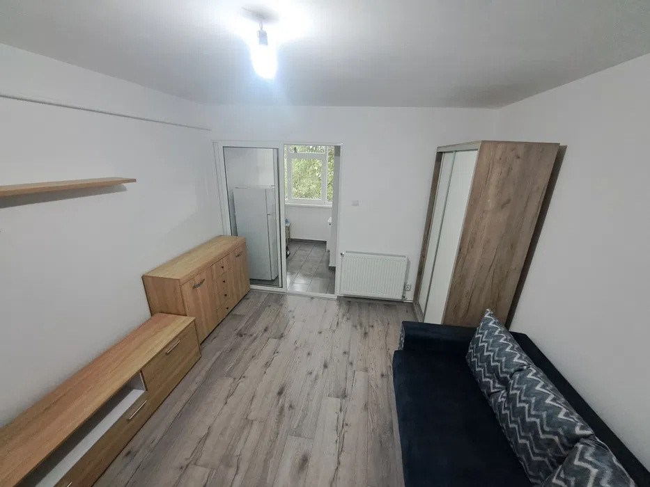 GARSONIERA, ETAJ 1, MOBILATA SI UTILATA, IDEAL PENTRU INVESTITIE