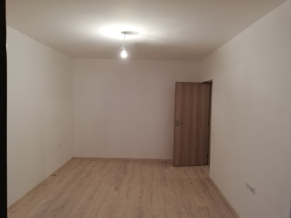 Apartament 1 camera decomandat Popas Pacurari +loc parcare inclus