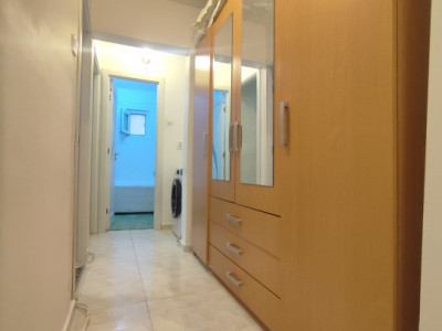APARTAMENT 3 CAMERE DECOMANDAT, CANTA, ETAJ INTERMEDIAR, ZONA LINISTITA