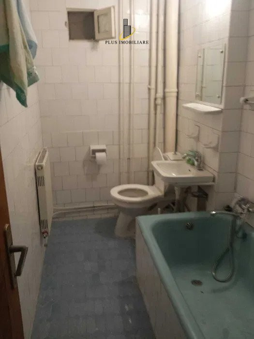 Apartament 3camere decomandat Gara 2 bai 2 balcoane