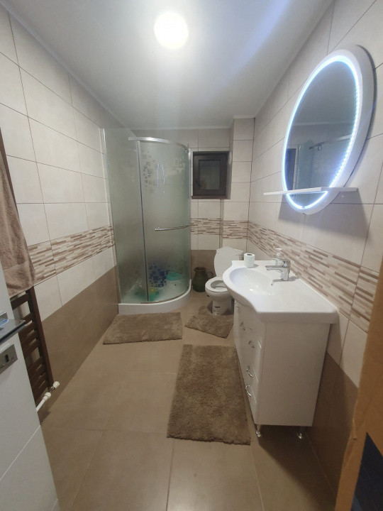 Casa  moderna mobilata cu beci 165mp +3000mp teren Cotnari