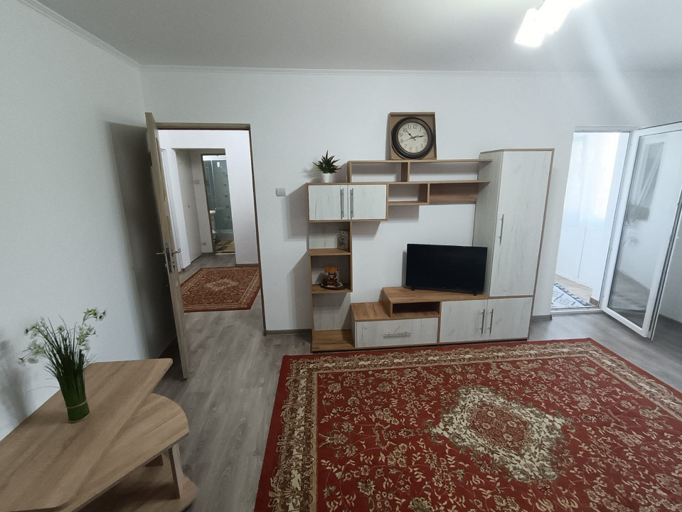 Apartament 2 camere decomandat, Nicolina, etajul 3