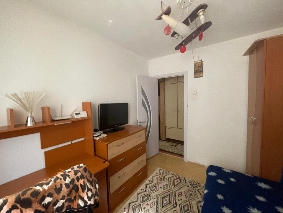 APARTAMENT 3 CAMERE, MOBILAT SI UTILAT, ETAJ 1, MIRCEA, PRIMA CHIRIE