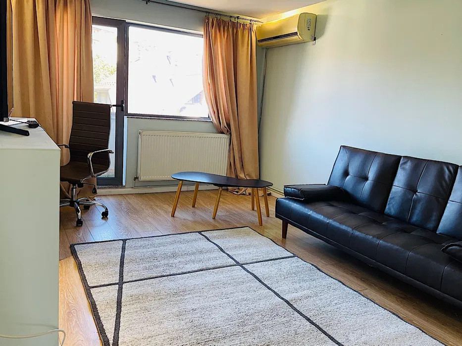 Apartament 2 camere decomandat  aproape de gara