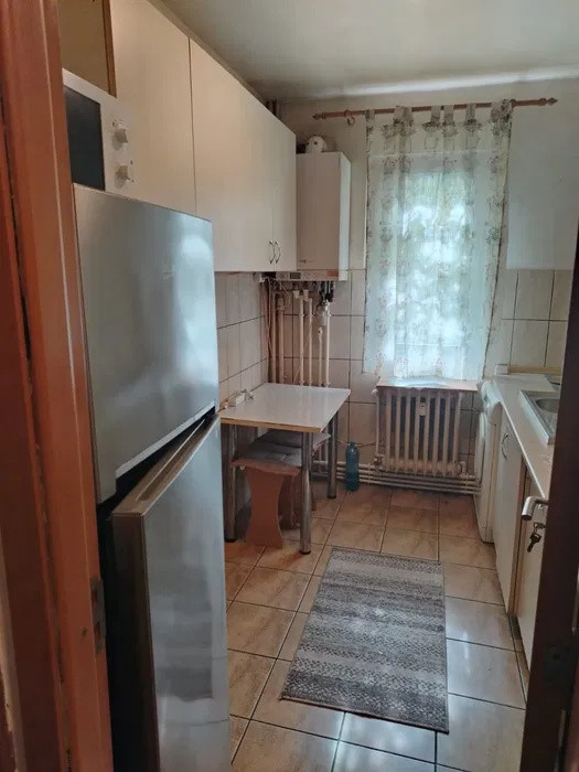 Apartament 2 camere semidecomandat, Podu Ros, bloc fara risc