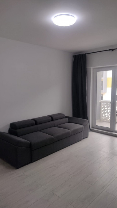 APARTAMENT 2 CAMERE DECOMANDAT,PRIMA CHIRIE MOBILAT, BLOC NOU
