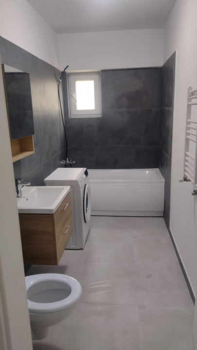 APARTAMENT 2 CAMERE DECOMANDAT,PRIMA CHIRIE MOBILAT, BLOC NOU