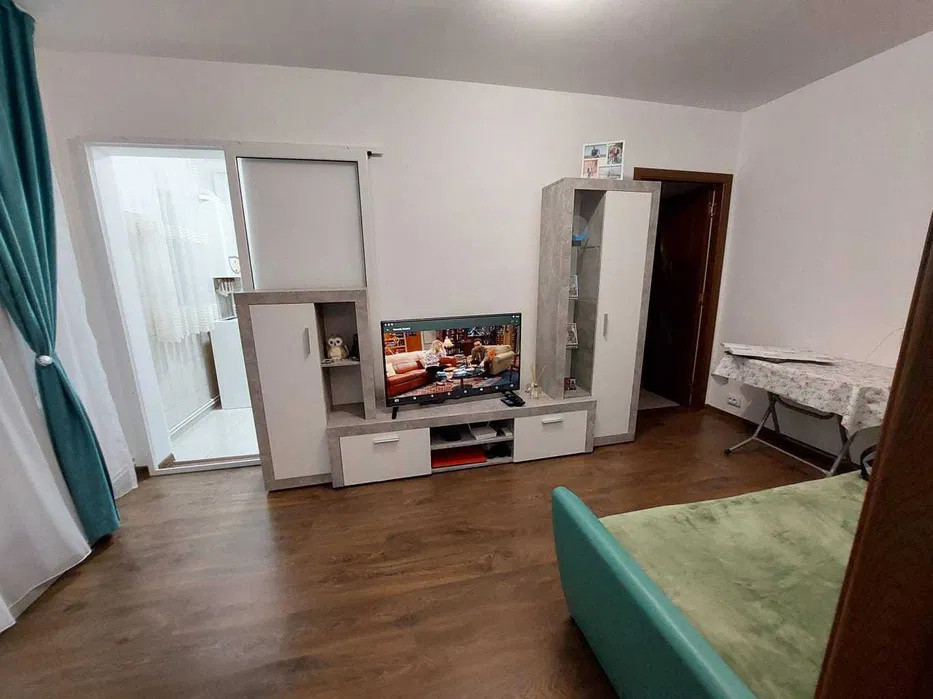 Apartament 2 camere, etajul 3 din 4, Tatarasi, bloc fara risc