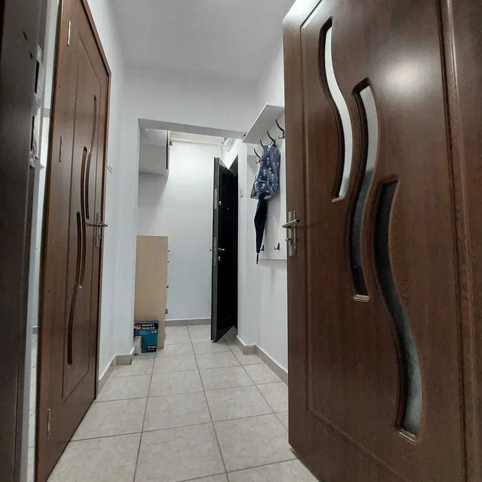 Apartament 2 camere, etajul 3 din 4, Tatarasi, bloc fara risc