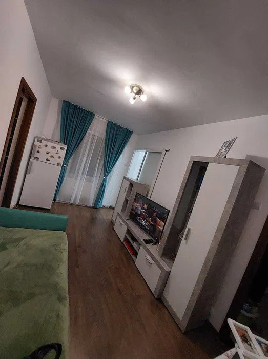 Apartament 2 camere, etajul 3 din 4, Tatarasi, bloc fara risc