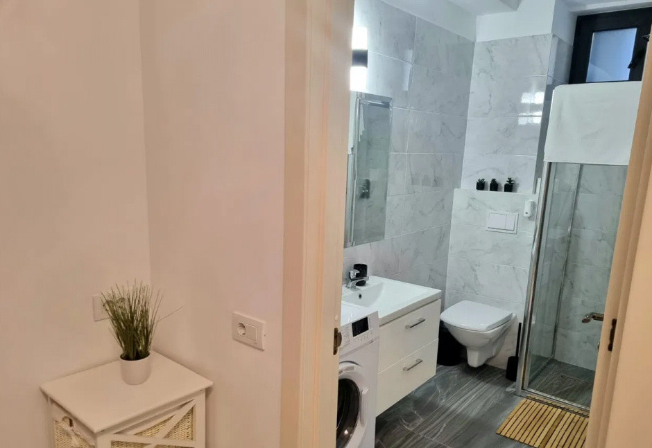 Apt 2 camere, bloc nou, etajul 1, mobilat , utilat premium, Popas Pacurari