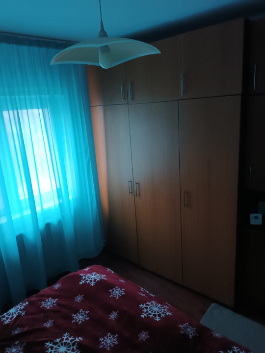 Apartament 3 camere decomandat Pacurari-Petru Poni-Neculau 