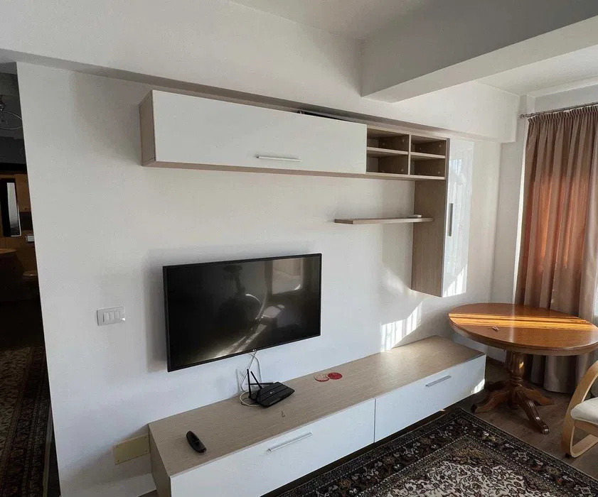 APARTAMENT 2 CAMERE, DECOMANDAT, BLOC NOU, MOBILAT SI UTILAT, PARCARE SI BOXA