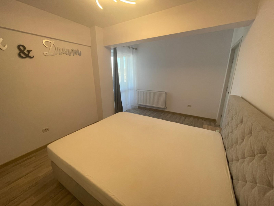 APARTAMENT 2 CAMERE, MOBILAT SI UTILAT, PRIMA CHIRIE, TOTUL NOU, 