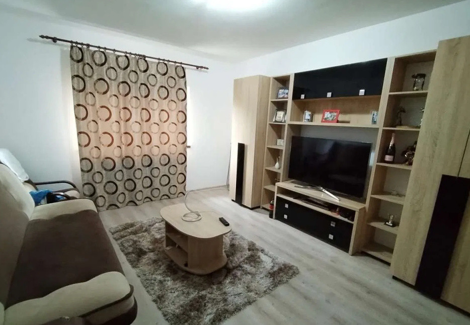 APARTAMENT 2 CAMERE, DECOMANDAT, VALEA LUPULUI