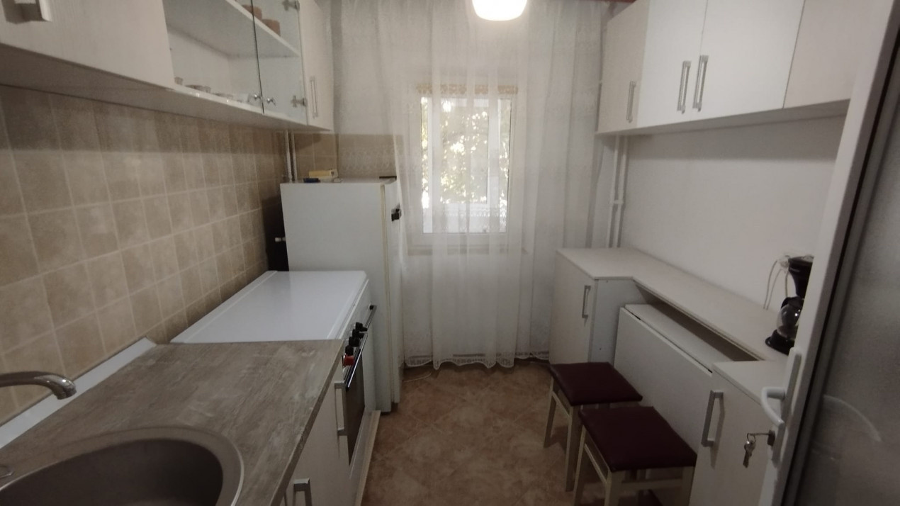 APARTAMENT 2 CAMERE, DECOMANDAT, MOBILAT SI UTILAT, ETAJ 1, CANTA