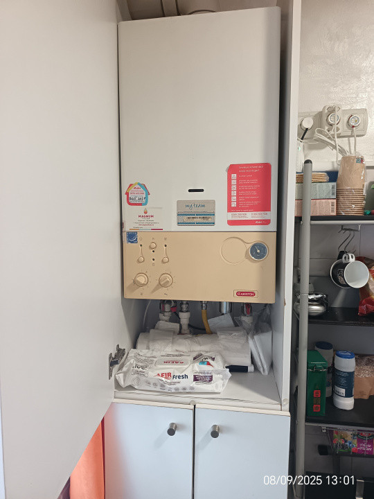 APARTAMENT 3 CAMERE, SEMIDECOMANDAT, PODU ROS, BLOC FARA RISC