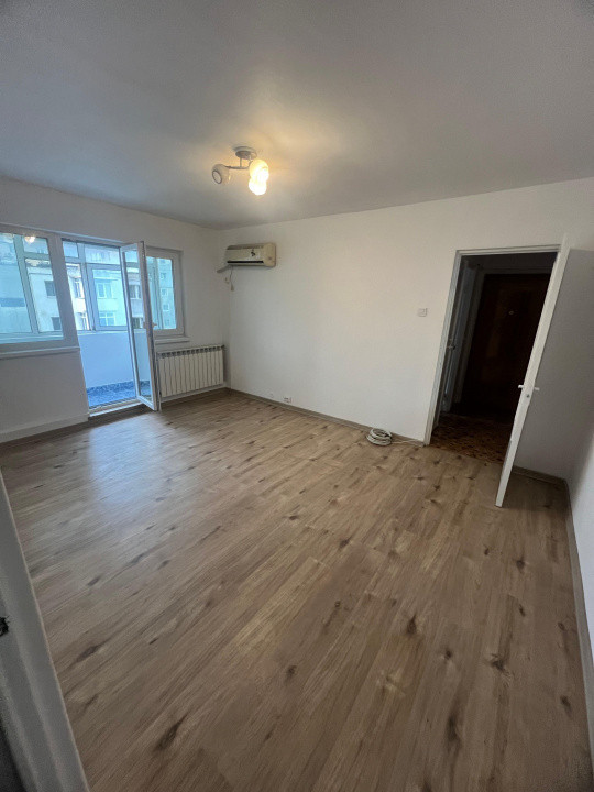 Apartament 2 camere cu boxa Pacurari renovat