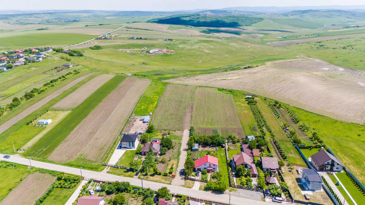Teren intravilan rezidential Horlesti Rediu 680mp