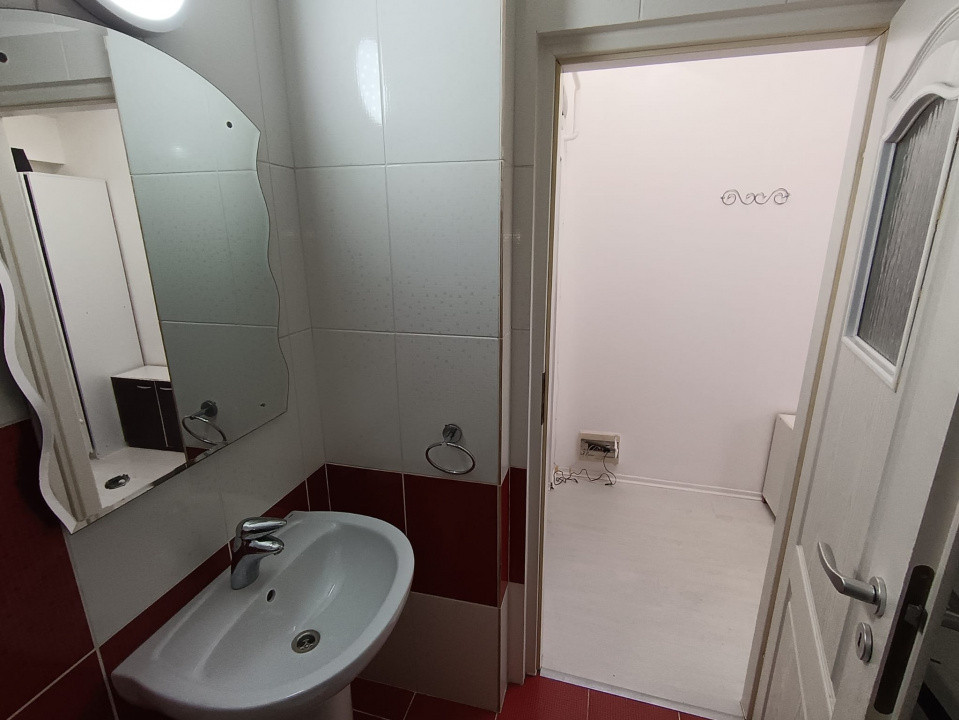 APARTAMENT 2 CAMERE, DECOMANDAT, BLOC NOU, TATARASI, MOBILAT SI UTILAT