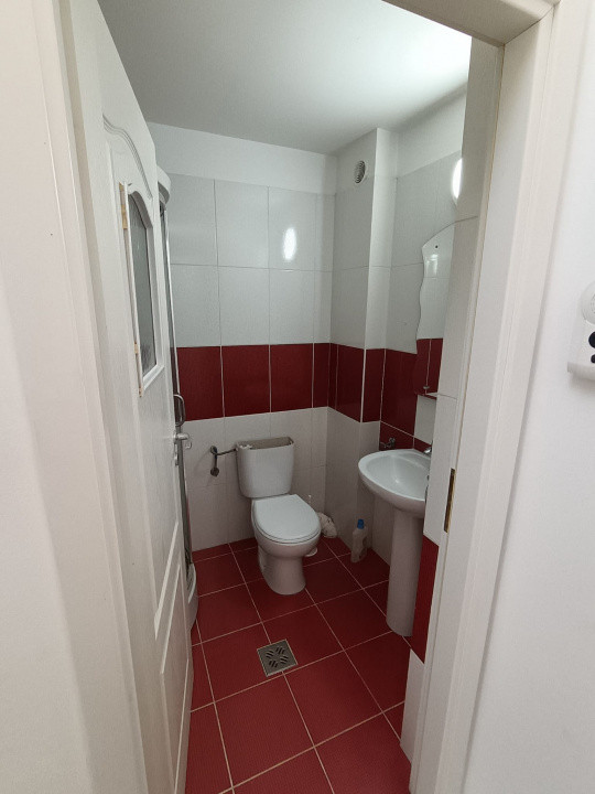 APARTAMENT 2 CAMERE, DECOMANDAT, BLOC NOU, TATARASI, MOBILAT SI UTILAT