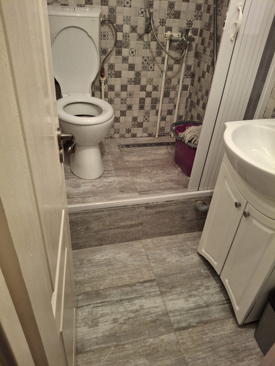 GARSONIERA, 17 M.P, ZONA PODU ROS-TESATURA, ARATA FOARTE BINE!