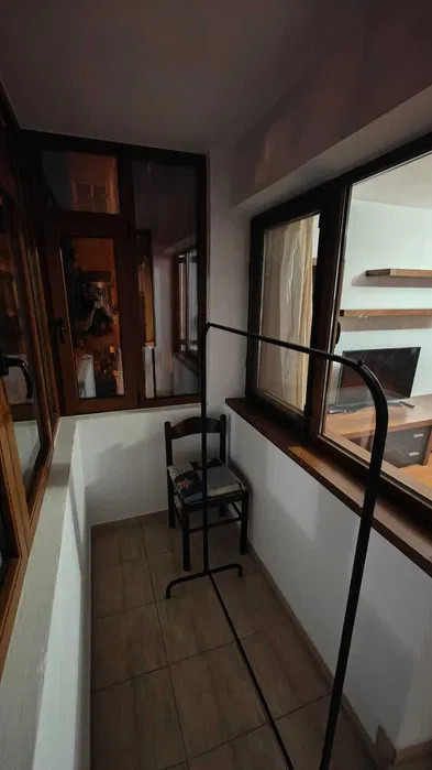 APARTAMENT 3 CAM, SEMIDECOMANDAT,ETAJUL 1, PODU ROS, PET FRIENDLY(PISICA)